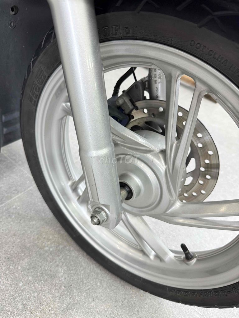 SH125 Abs 2020 đỏ rin chuẩn đẹp. Mua bán Xe máy tại Quận Cái Răng Cần Thơ được đăng bởi Cửa Hàng Xe Máy Quang Sang hình 8