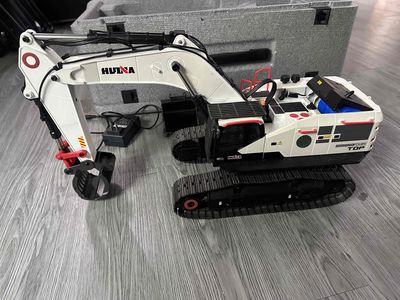 Máy xúc RC huina 1594 new 99% fullbox. Mua bán Phương tiện khác tại Quận 4 Tp Hồ Chí Minh được đăng bởi NVL
