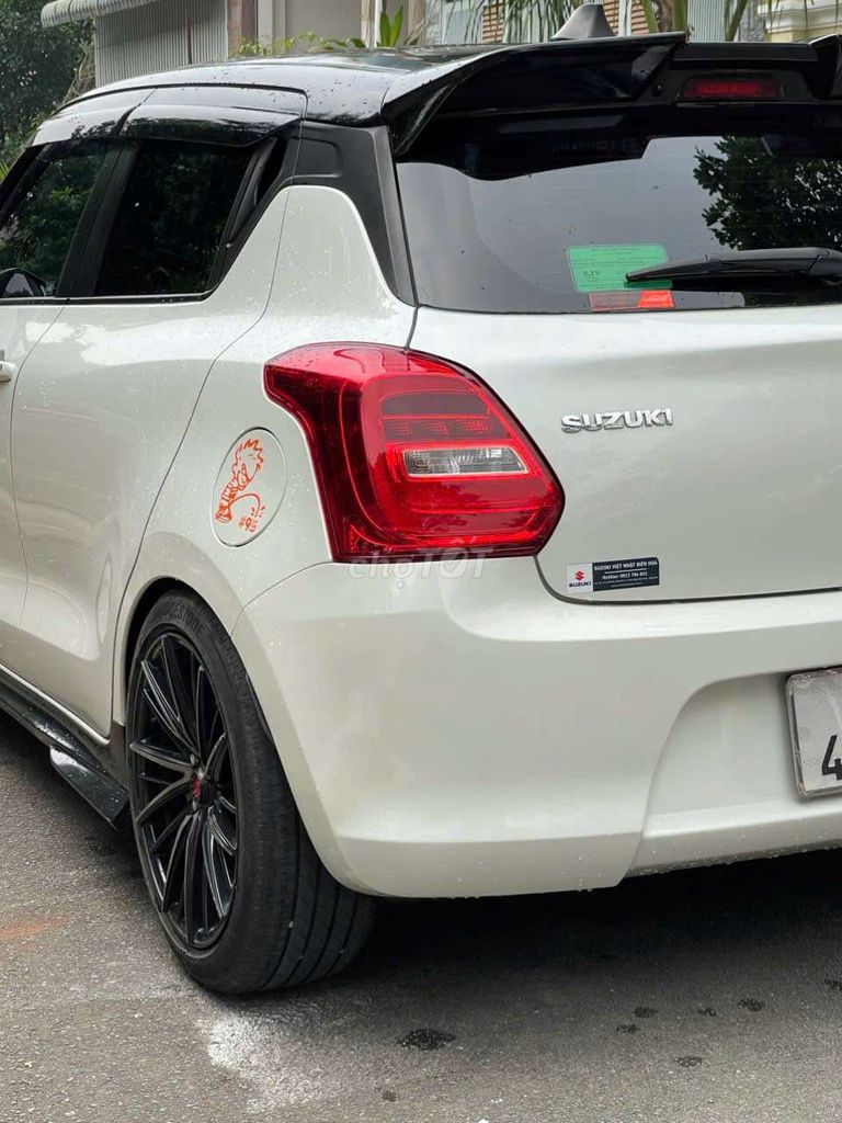 5 chỗ dễ thương chạy sướng tiết kiệm. Mua bán Ô tô tại Thành phố Dĩ An Bình Dương được đăng bởi Huy Luân Auto hình 4