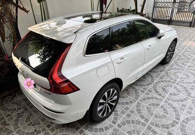 Volvo XC60 2023 Ultimate Bright B6 AWD - 37000 km