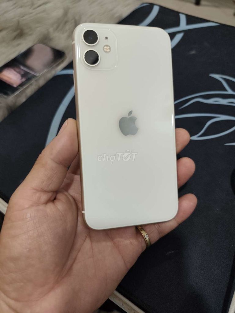 Apple iPhone 11 64GB Trắng VN/A 100%. Mua bán Điện thoại tại Quận Bình Thạnh Tp Hồ Chí Minh được đăng bởi Hoàng Giang hình 1