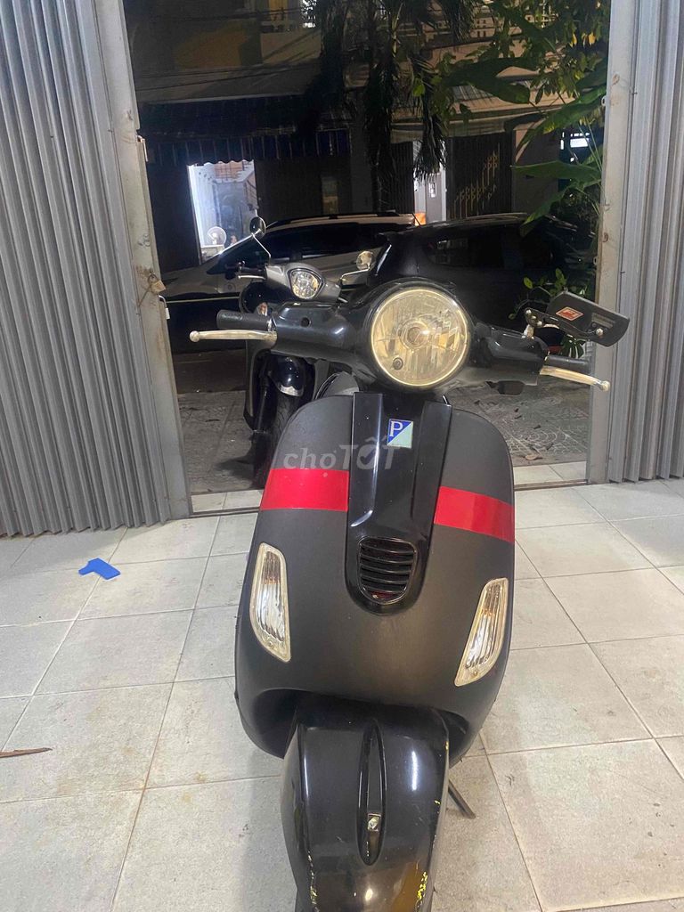 Chính chủ đổi qua xe điện cần bán lại xe Vespa. Mua bán Xe máy tại Quận Liên Chiểu Đà Nẵng được đăng bởi Minh Trâm hình 2