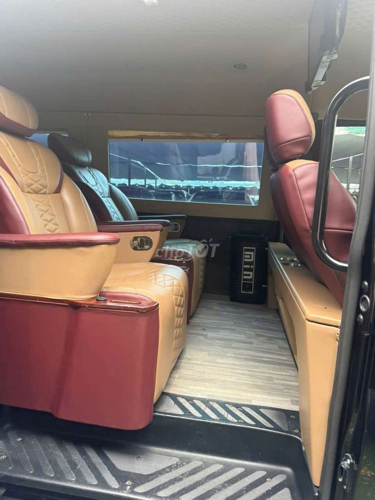 Ford Transit 10 chỗ lên Limousine  - 62000 km. Mua bán Ô tô tại Thành phố Thủ Đức Tp Hồ Chí Minh được đăng bởi BÌNH VÌNH PHÚ CHUYÊN XE LƯỚT BAO TEST HÃNG  hình 9