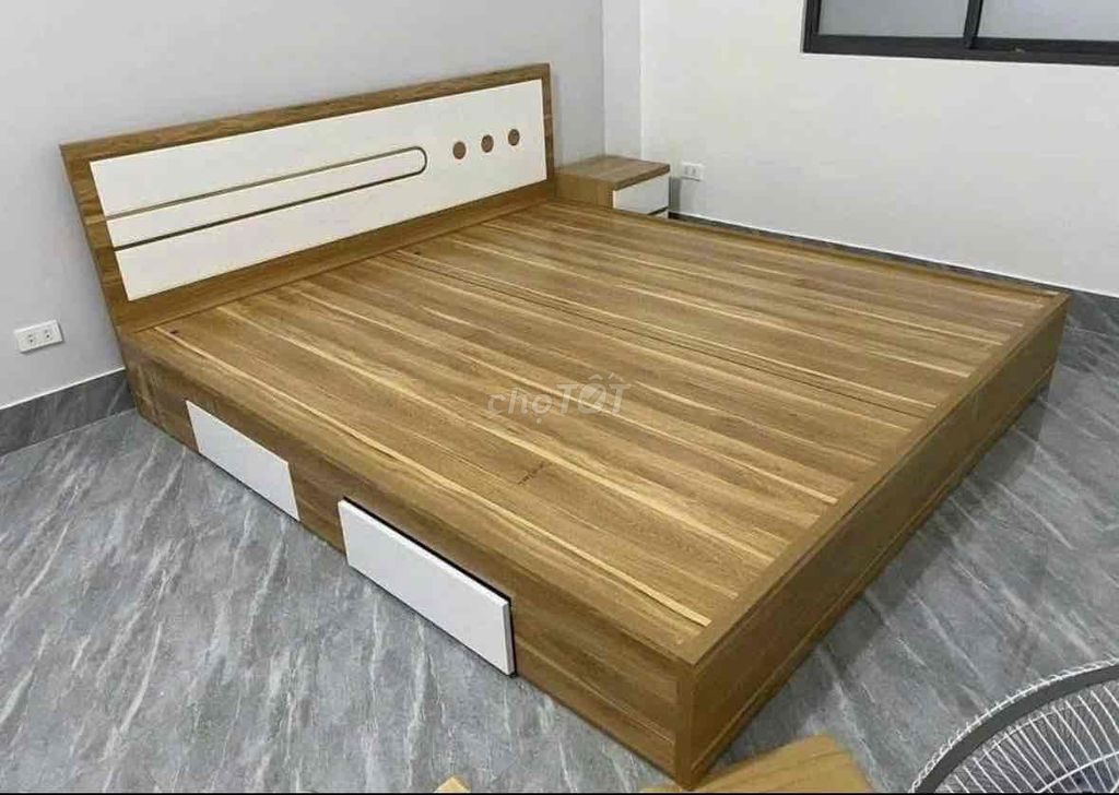 Giường ngủ 1m6x2m Hiện đại. Mua bán Giường, chăn ga gối nệm tại Huyện Nhà Bè Tp Hồ Chí Minh được đăng bởi Hong Le hình 1