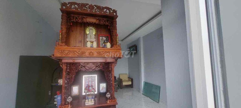 Đi nước định cư nước ngoài cần bán gấp nhà mặt tiền 1 trệt 2 lâu nhà