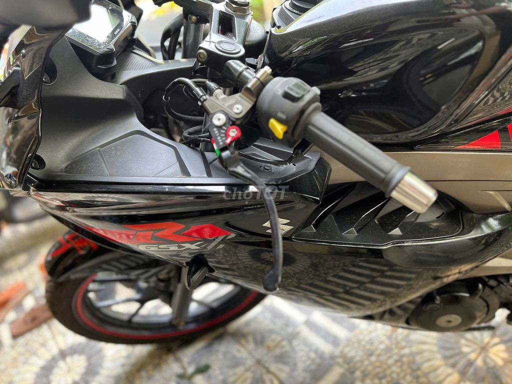 Suzuki GSX 2017 Đen Đỏ Zin. Mua bán Xe máy tại Huyện Trảng Bom Đồng Nai được đăng bởi phương hình 5