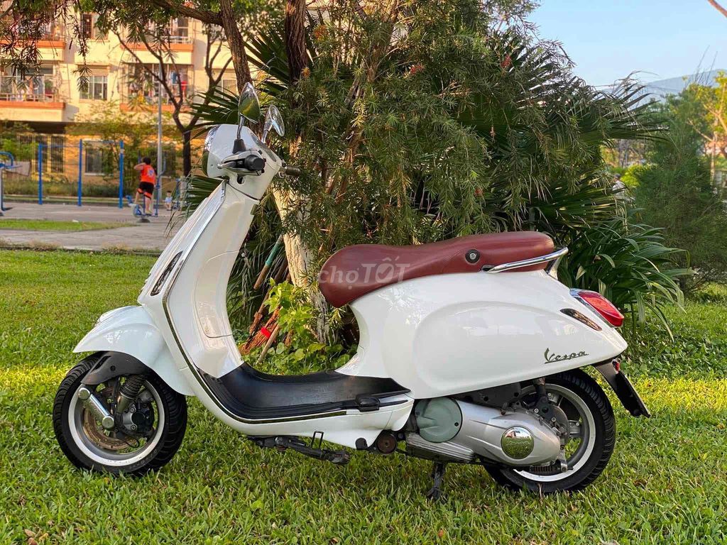 Скутер Piaggio Vespa Primavera 2015 белый