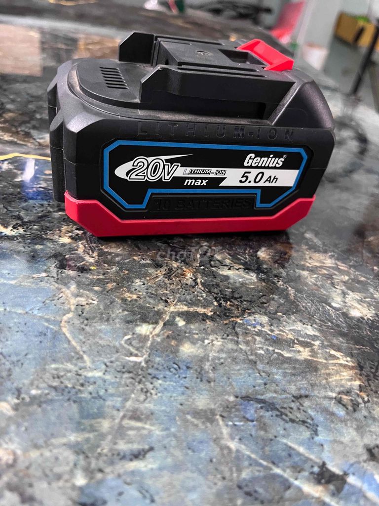 Pin sạc Genius 18V 6Ah. Mua bán Phụ kiện (Màn hình, Chuột...) tại Thành phố Thuận An Bình Dương được đăng bởi Điện máy pin hình 1