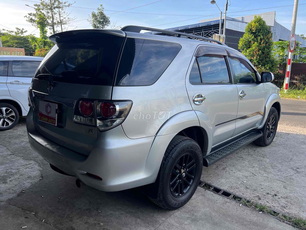 Toyota Fortuner 2016 Dầu Bạc 179261 km. Mua bán Ô tô tại Huyện Định Quán Đồng Nai được đăng bởi Tran trung thanh hình 4