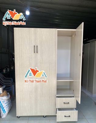Tủ quần áo'''Tủ quần áo Tủ quần áo,.Tủ quần áo. Mua bán Tủ, kệ gia đình tại Huyện Nhà Bè Tp Hồ Chí Minh được đăng bởi Nguyễn Minh Tài