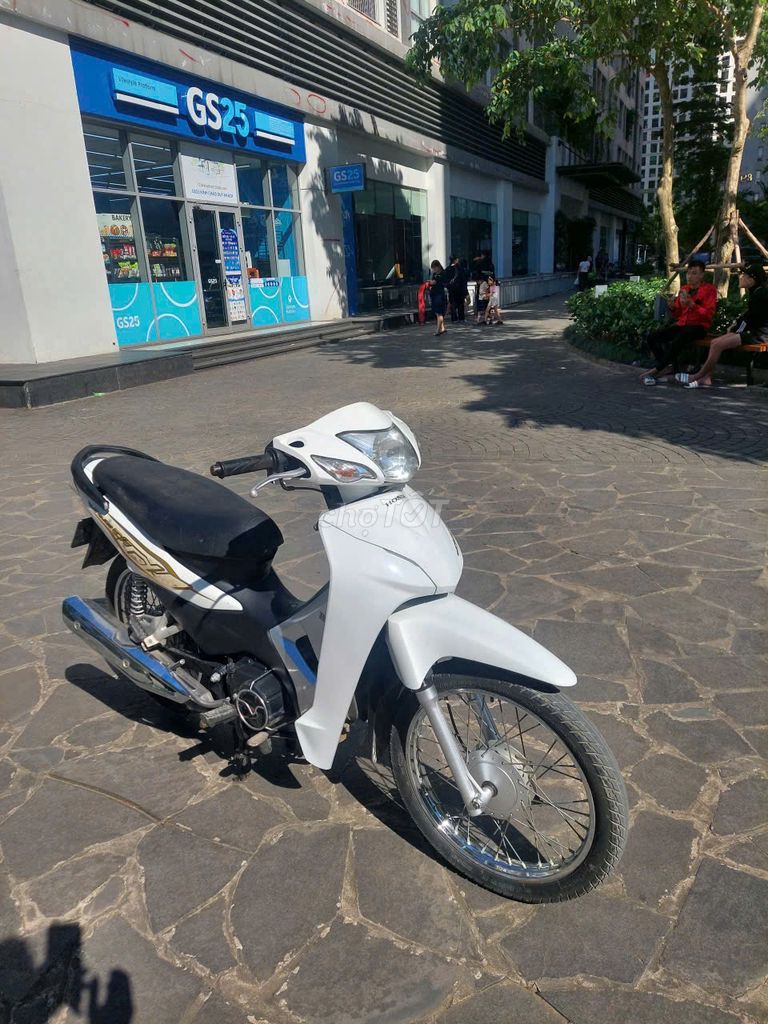Bán xe Wave mầu trắng chính chủ. Mua bán Xe máy tại Quận Hai Bà Trưng Hà Nội được đăng bởi Nguyễn Khánh Trực hình 3