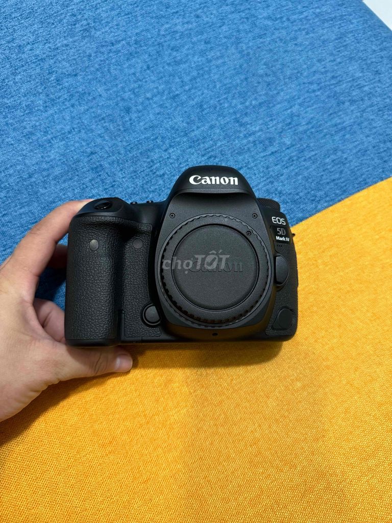 Canon 5D mark iv rất đẹp , hđ tuyệt vời, giá rẻ