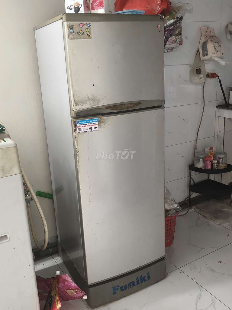 Tủ lạnh Funiki Trắng Đã sử dụng. Mua bán Tủ lạnh tại Huyện Thanh Oai Hà Nội được đăng bởi Cường Tôm hình 1