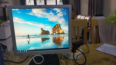 Thạnh lý màn hình HP 17" vuông đẹp. Mua bán Phụ kiện (Màn hình, Chuột...) tại Thành phố Thủ Đức Tp Hồ Chí Minh được đăng bởi Công