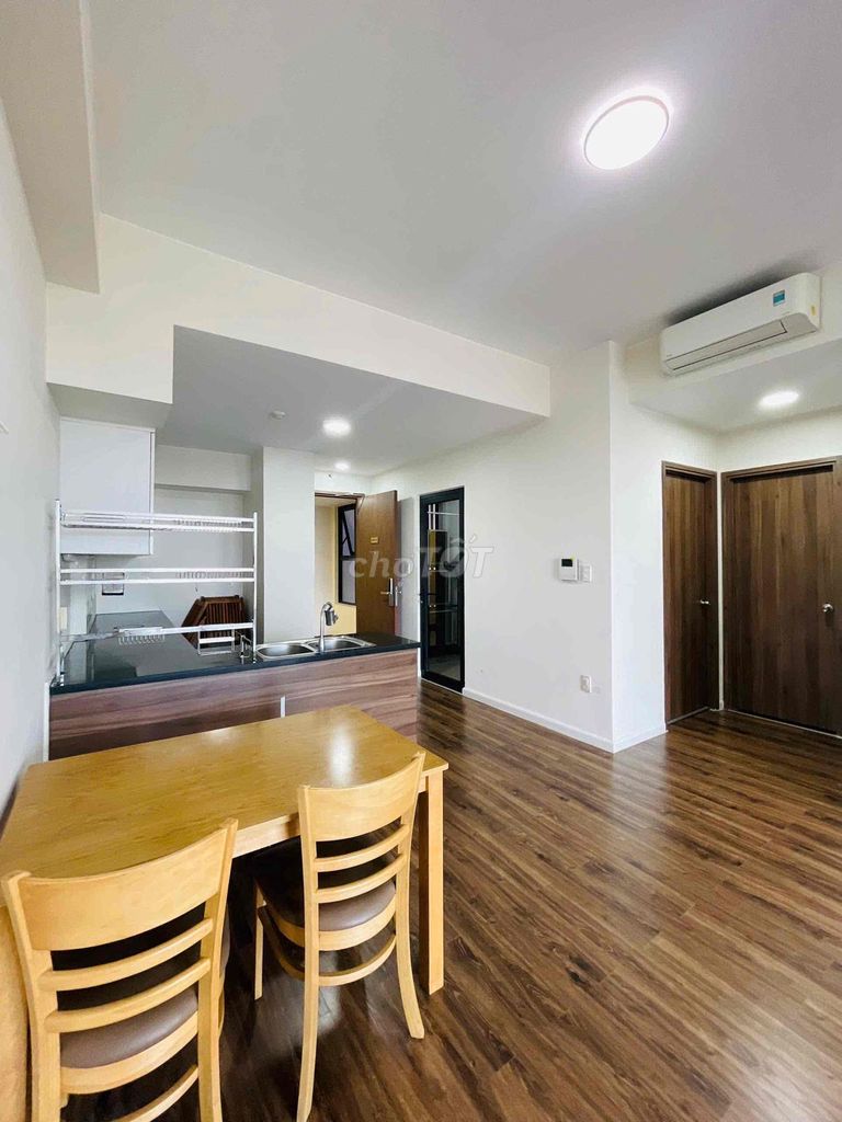 CẦN CHO THUÊ CĂN GÓC 82m2. CÓ NỘI THẤT. GIÁ CHỈ 10TR500