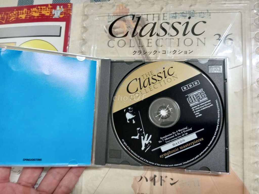 Bộ sưu tập CD nhạc cổ điển