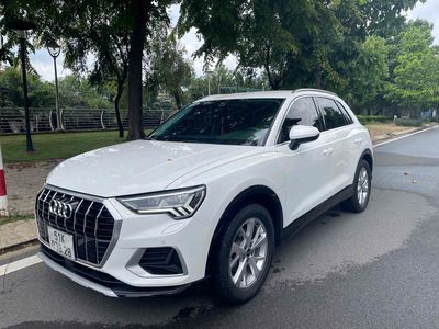 Audi Q3 cuối 2021