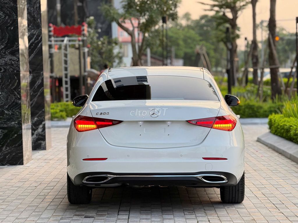 Mercedes Benz C200 Avantgarde 2023. Mua bán Ô tô tại Quận Long Biên Hà Nội được đăng bởi Khổng Tấn Luxury Car hình 4