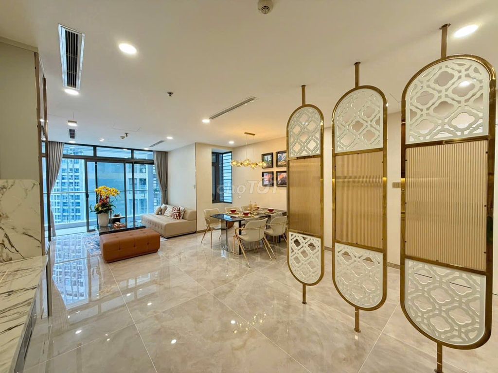 Bán căn 4PN 140m2, Full đồ Decor, Có sổ. Giá 19.5 tỷ. LH Cozy Home