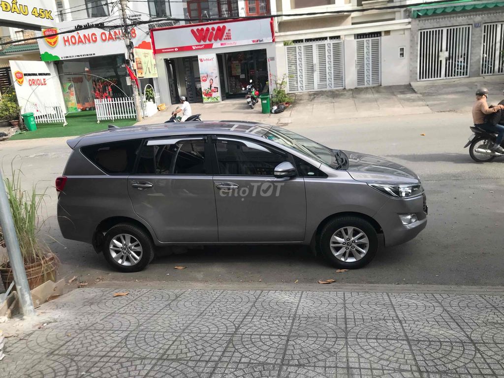 Toyota Innova 2017 2.0E cực đẹp cực zin