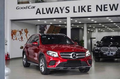 🔺𝐌𝐄𝐑𝐂𝐄𝐃𝐄𝐒-𝐁𝐄𝐍𝐙 GLC300 4MATIC MODEL 2020. Mua bán Ô tô tại Quận 7 Tp Hồ Chí Minh được đăng bởi GoodCar