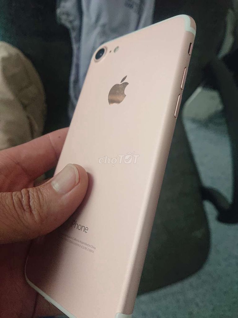 iPhone 8 Vàng hồng. Mua bán Điện thoại tại Thành phố Bạc Liêu Bạc Liêu được đăng bởi Tran Thanh Phong hình 1