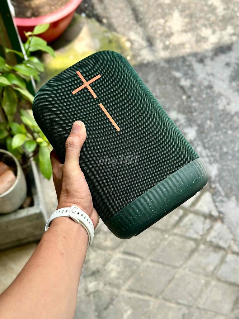 Loa Bluetooth Ultimate Ears EPICBOOM. Mua bán Tivi, Âm thanh tại Quận Gò Vấp Tp Hồ Chí Minh được đăng bởi A . Phát  hình 1
