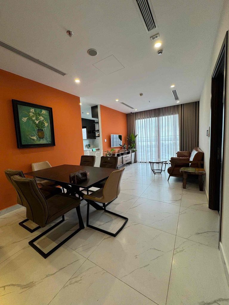 Аренда 1-2-3 спальных квартир в Vinhomes Grand Park, район 9, дешево