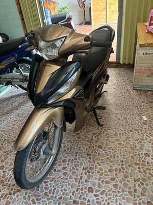 WAVE RSX đ/k2015 còn đẹp 80% gthl. Mua bán Xe máy tại Huyện Thủ Thừa Long An được đăng bởi Thanh lý giá rẻ