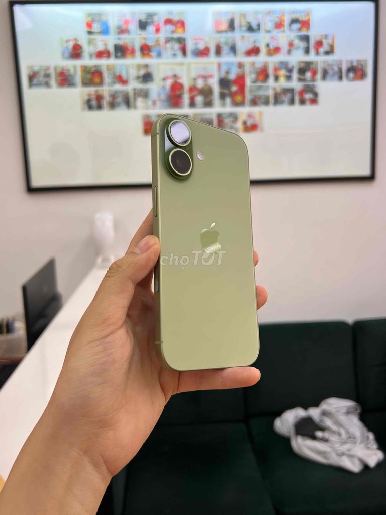 🔥iP 17 Xanh lá Pin 100 siêu hiếm đẹp long lanh🔥. Mua bán Điện thoại tại Quận Hải An Hải Phòng được đăng bởi Nguyễn Hương Giang hình 1