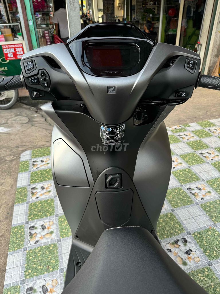 SH 160 ABS 2026 Xám Đặc Biệt Mới 100%. Mua bán Xe máy tại Huyện Hóc Môn Tp Hồ Chí Minh được đăng bởi Nguyễn Phong hình 2