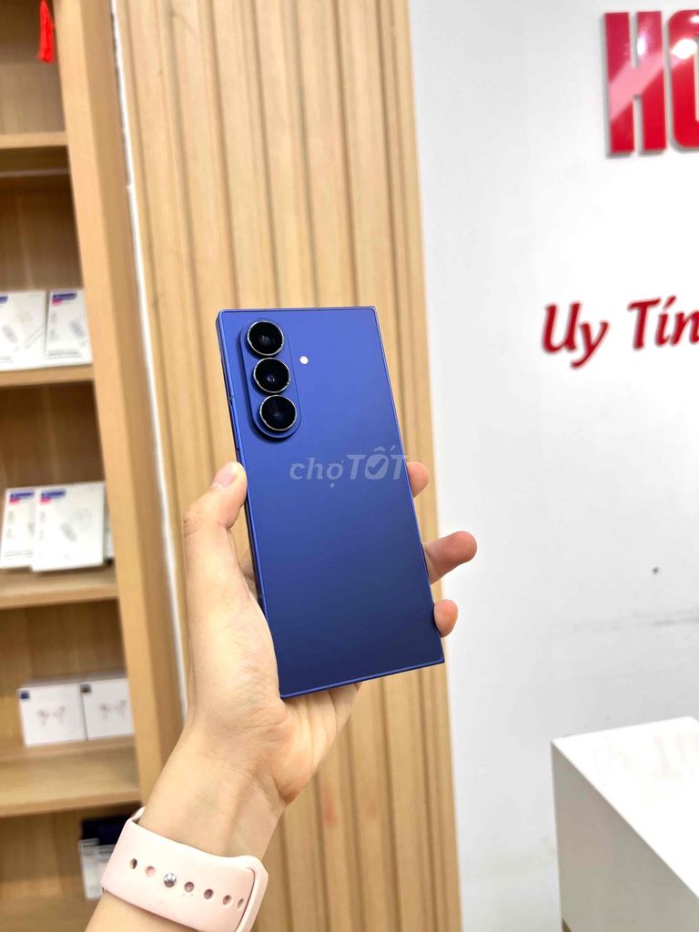 🔥Samsung Zfold 7 256GB zin all đỉnh cao máy gập🔥. Mua bán Điện thoại tại Quận Hải An Hải Phòng được đăng bởi Nguyễn Hương Giang hình 1