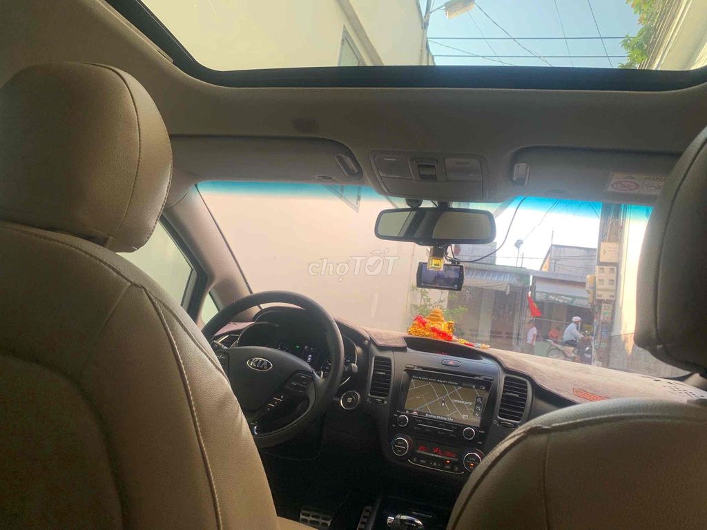 Kia Cerato 2.0 AT phiên bản cao cấp nhất Premium. Mua bán Ô tô tại Thành phố Biên Hòa Đồng Nai được đăng bởi CH xe máy Trần Na Na hình 11