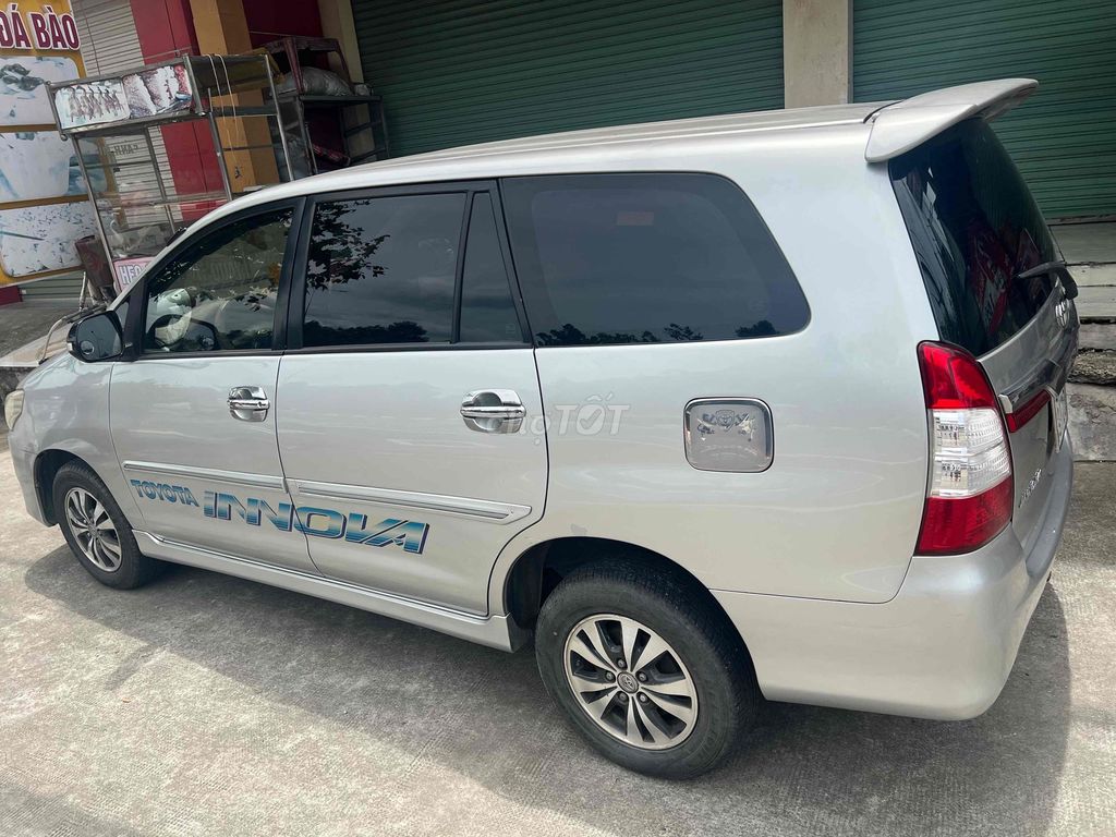 Toyota Innova 2015 2.0E - 132000 km. Mua bán Ô tô tại Thị xã Tân Uyên Bình Dương được đăng bởi Lý Nịnh hình 6