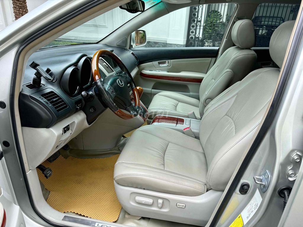 Lexus RX 350 AWD 2006 đk 2007 bản 2 cầu xe đẹp. Mua bán Ô tô tại Quận Gò Vấp Tp Hồ Chí Minh được đăng bởi Kim Kim hình 9