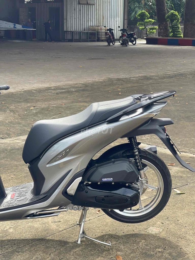 sh 160-2025 odo 800km. Mua bán Xe máy tại Thành phố Long Khánh Đồng Nai được đăng bởi cửa hàng xe máy DUY HIỆP hình 5