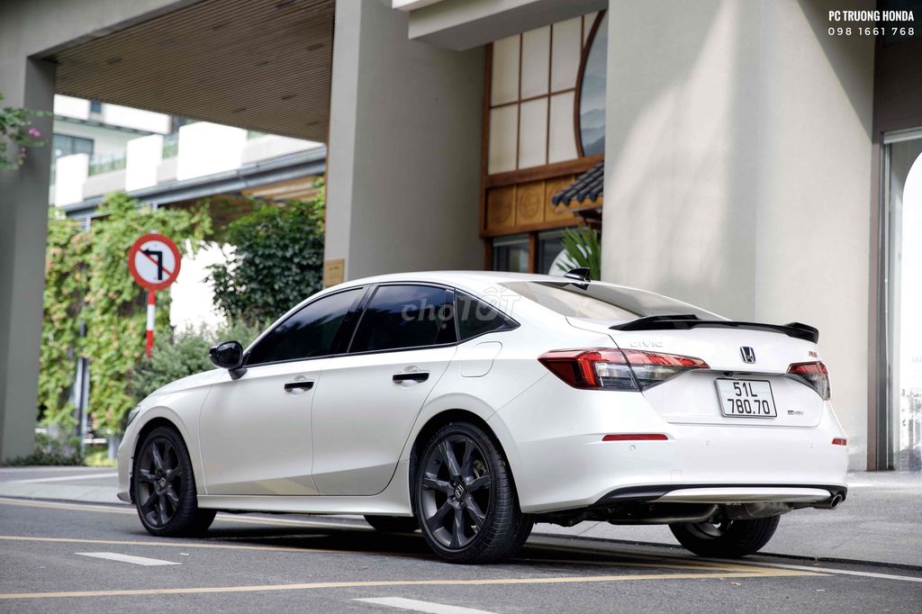 CIVIC RS HEV 2025 LƯỚT NHẤT VN, BẢN XĂNG ĐIỆN. Mua bán Ô tô tại Quận 10 Tp Hồ Chí Minh được đăng bởi PC Trương hình 8