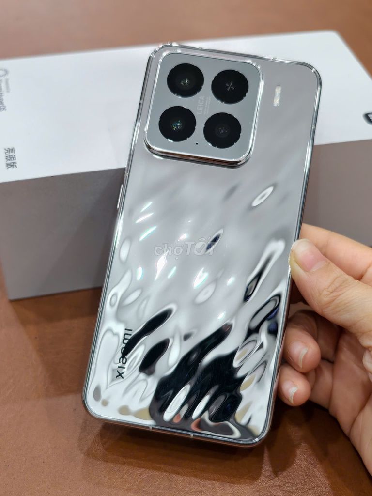 Xiaomi 15 nội địa 12-256gb màu Bạc Fullbox đẹp 99%. Mua bán Điện thoại tại Quận Đống Đa Hà Nội được đăng bởi Hn Store hình 1