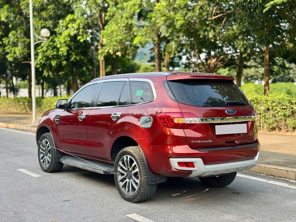 Ford Everest 2020 Titanium 2.0L 4x2 AT - 80000 km. Mua bán Ô tô tại Quận Cầu Giấy Hà Nội được đăng bởi Hùng Eco Auto hình 8