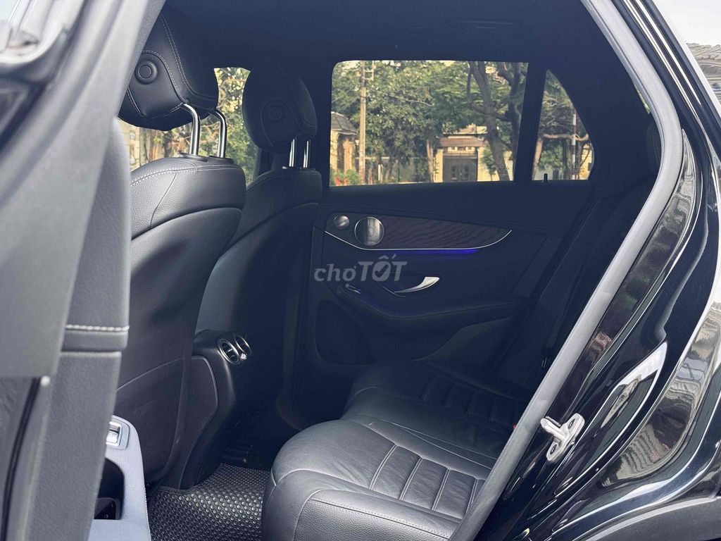 Mercedes Benz GLC 2021 200 4Matic - 43500 km. Mua bán Ô tô tại Quận Bình Tân Tp Hồ Chí Minh được đăng bởi Huỳnh Thiên Bảo hình 14