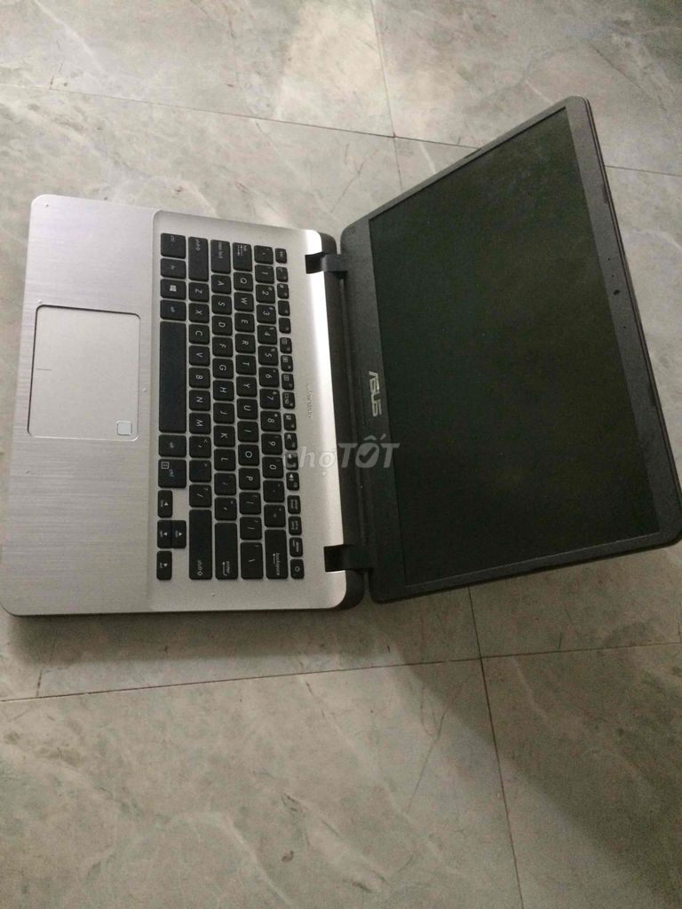 Sat laptop như hình