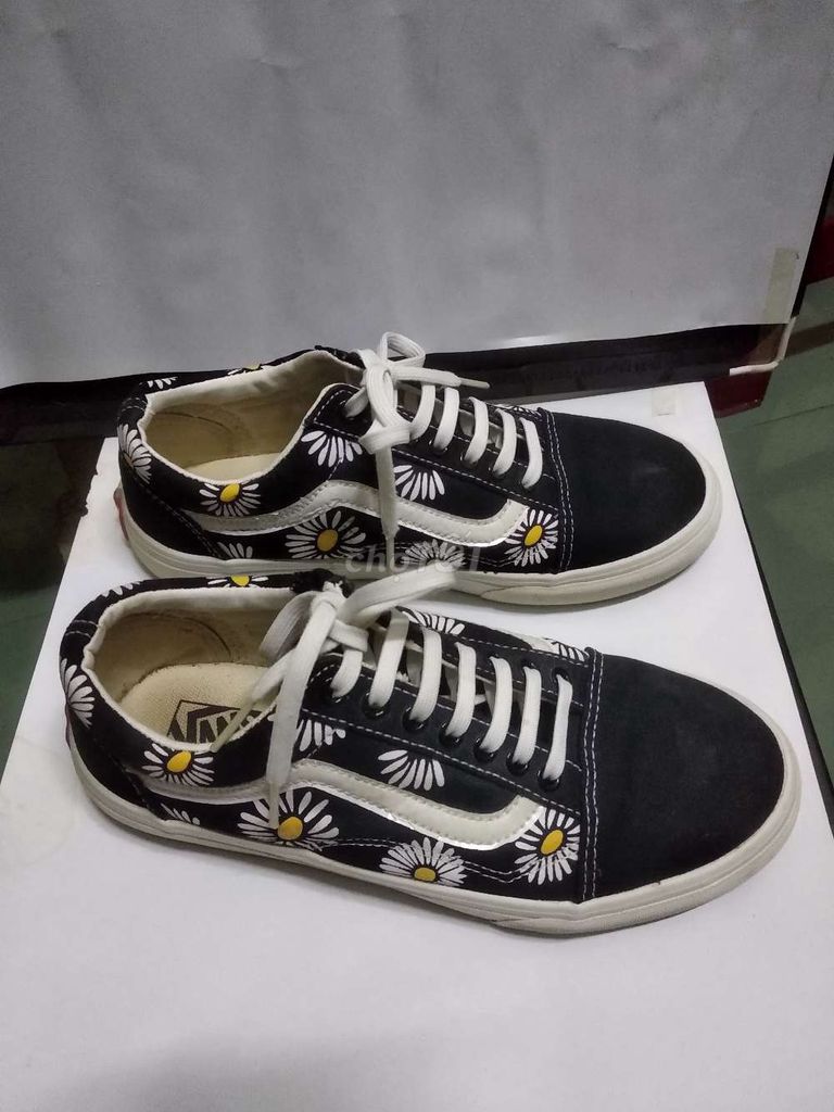 🆘 Pass Giày Vans Hoa Cúc còn mới nguyên (lỗi nhẹ). Mua bán Giày dép tại Quận Ninh Kiều Cần Thơ được đăng bởi Shop Tứ Quí hình 1