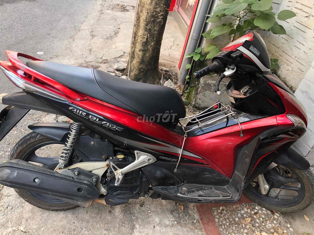 Воздушный клинок Honda красный черный
