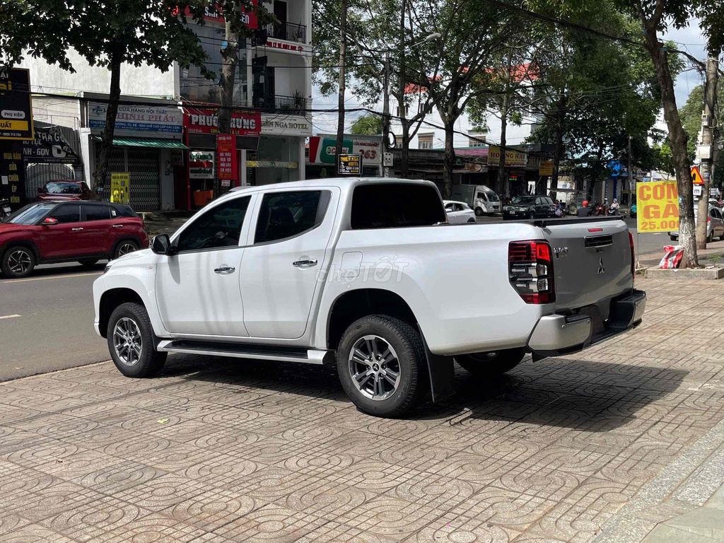 Mitsubishi Triton 2021 - 20000 km. Mua bán Ô tô tại Thành phố Buôn Ma Thuột Đắk Lắk được đăng bởi Huynh Trinh hình 3