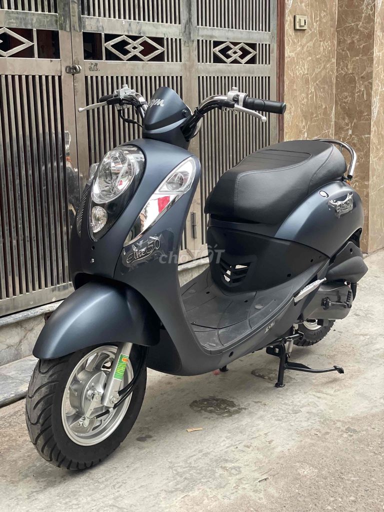 Xe ga 50cc Elite mới mua 3 ngày đi 25km. Mua bán Xe máy tại Quận Hoàng Mai Hà Nội được đăng bởi Xe Điện Phát Đạt hình 1