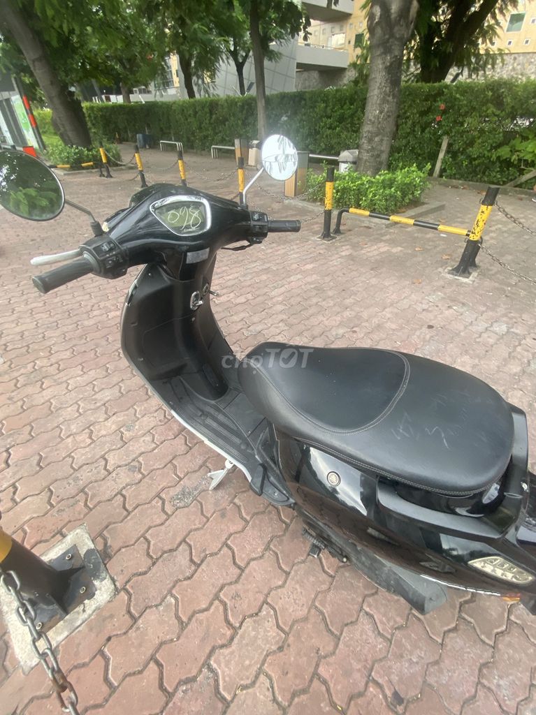 Xe 50cc + Canely + giống Vespa + Màu Đen + 2022. Mua bán Xe máy tại Huyện Nhà Bè Tp Hồ Chí Minh được đăng bởi Trần Ngọc Kim Sa hình 2