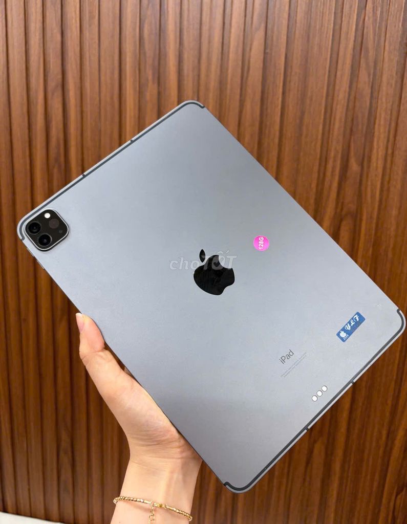 Apple iPad Pro 11 (2021) 11 inch 128GB Wifi + 4G. Mua bán Máy tính bảng tại Thành phố Thủ Dầu Một Bình Dương được đăng bởi Vio Store Thủ Dầu Một hình 1