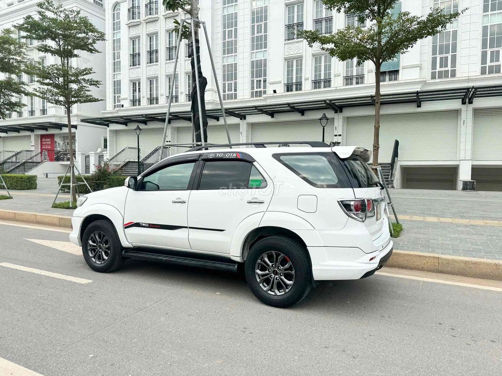 Toyota Fortuner 2016  TRD SPORTVO cuối 2016 30E/5s. Mua bán Ô tô tại Quận Bắc Từ Liêm Hà Nội được đăng bởi Ngọc Lan hình 3