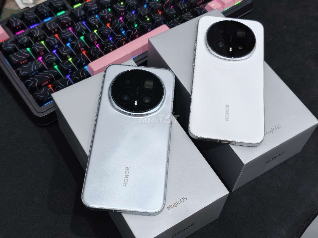 Honor Magic 8 Pro 512GB Bạc. Mua bán Điện thoại tại Quận Hải Châu Đà Nẵng được đăng bởi phuc nguyen hình 1