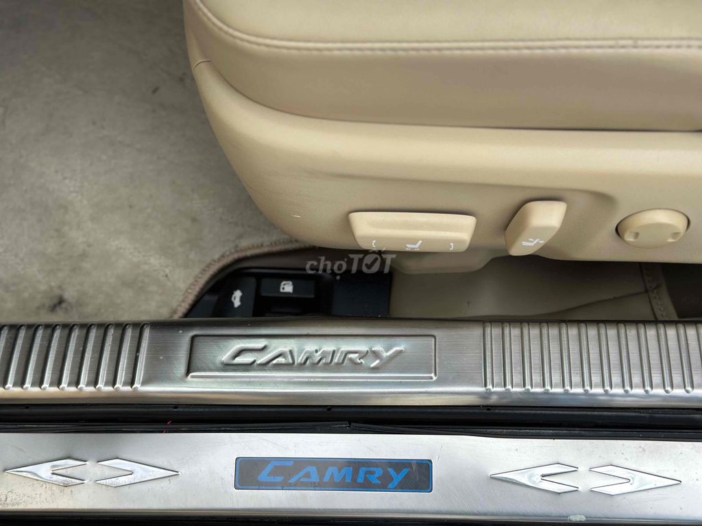 Toyota Camry 2018 2.0E - 128000 km. Mua bán Ô tô tại Quận 12 Tp Hồ Chí Minh được đăng bởi F2Auto hình 12